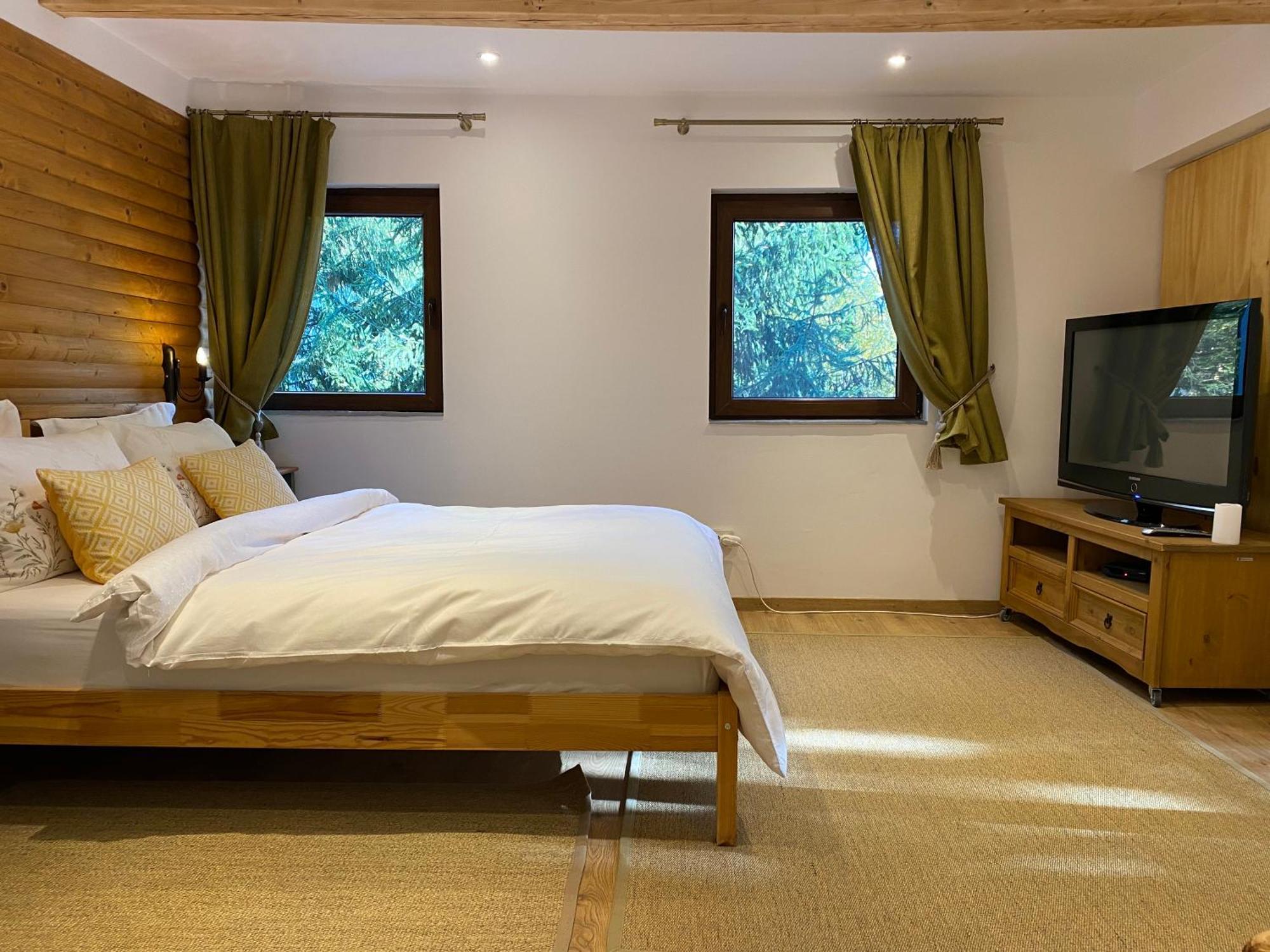 Mountain Chalet - Cabana La Muntele Baisorii Muntele Cacovei  Bagian luar foto