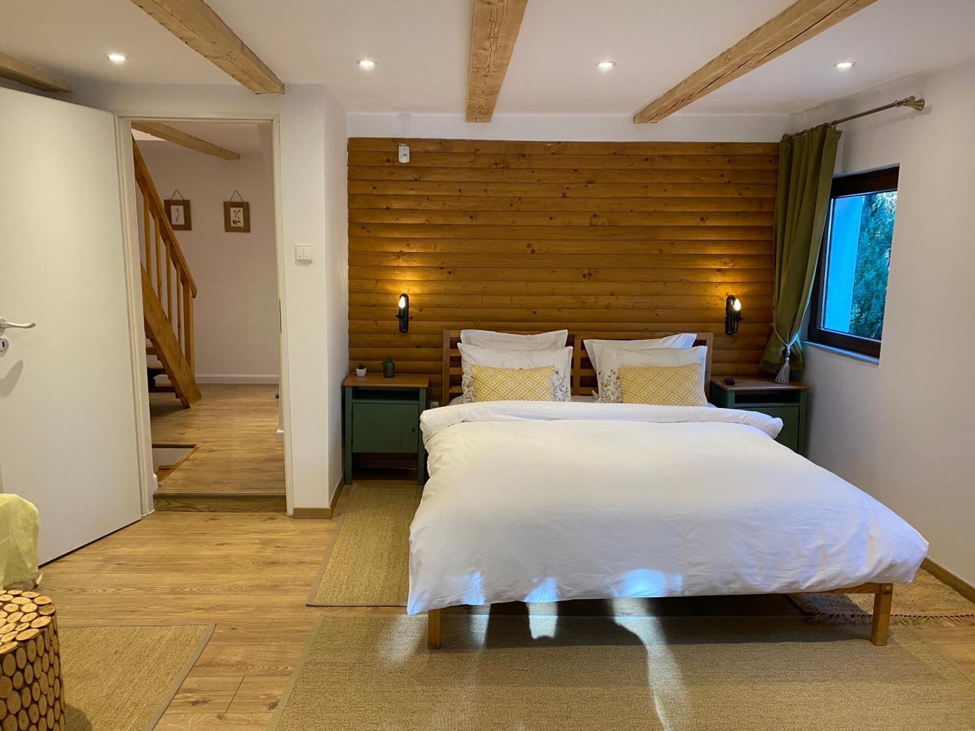 Mountain Chalet - Cabana La Muntele Baisorii Muntele Cacovei  Bagian luar foto